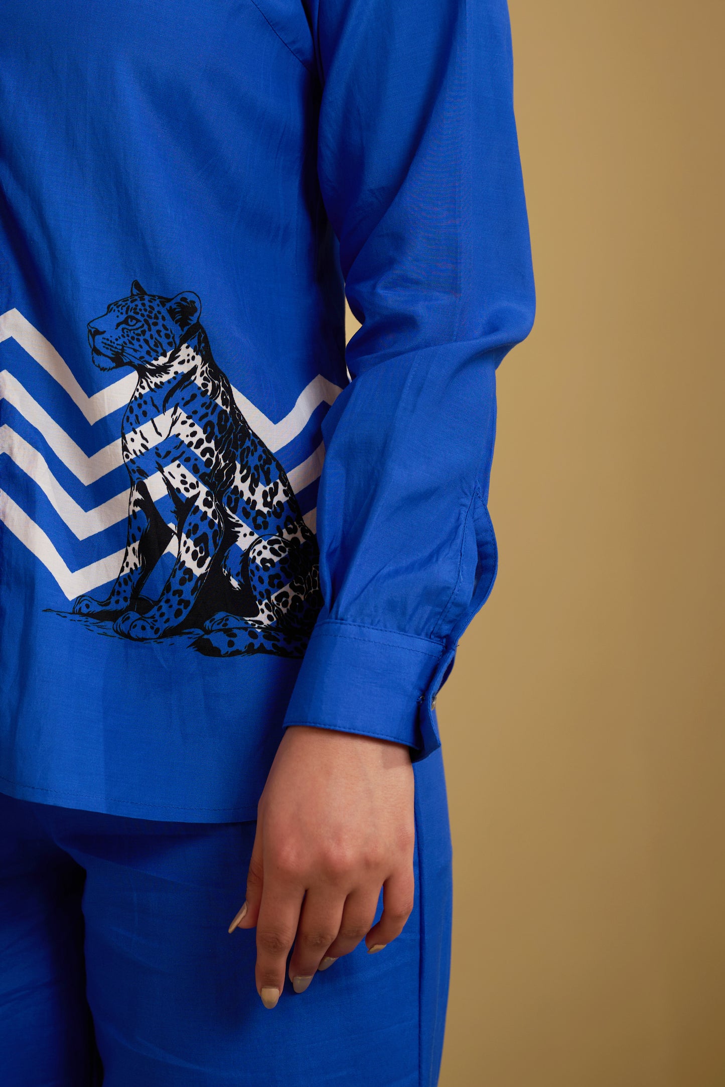 GEO PANTHER SHIRT
