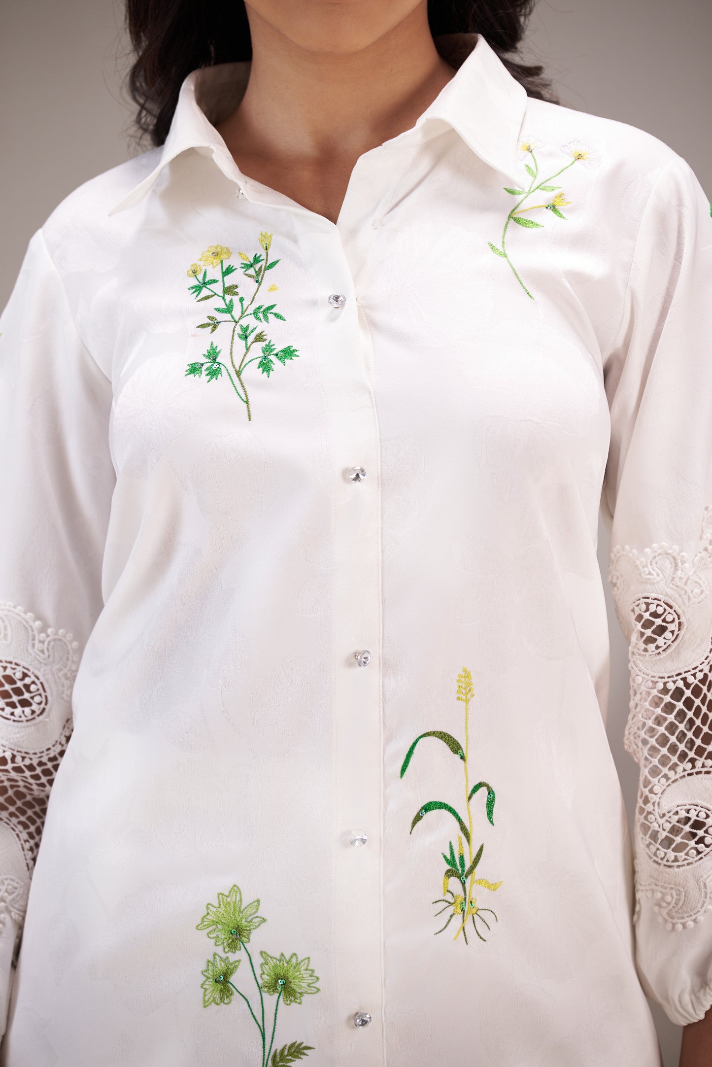 AINA SHIRT