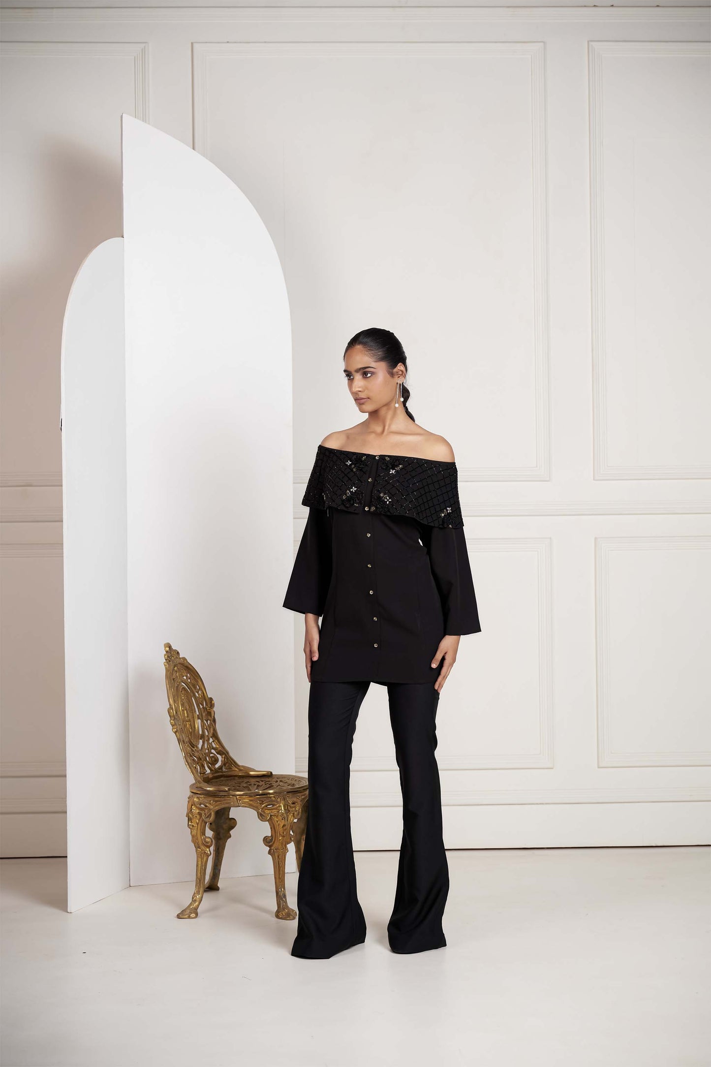 DOVE OFFSHOULDERTOP