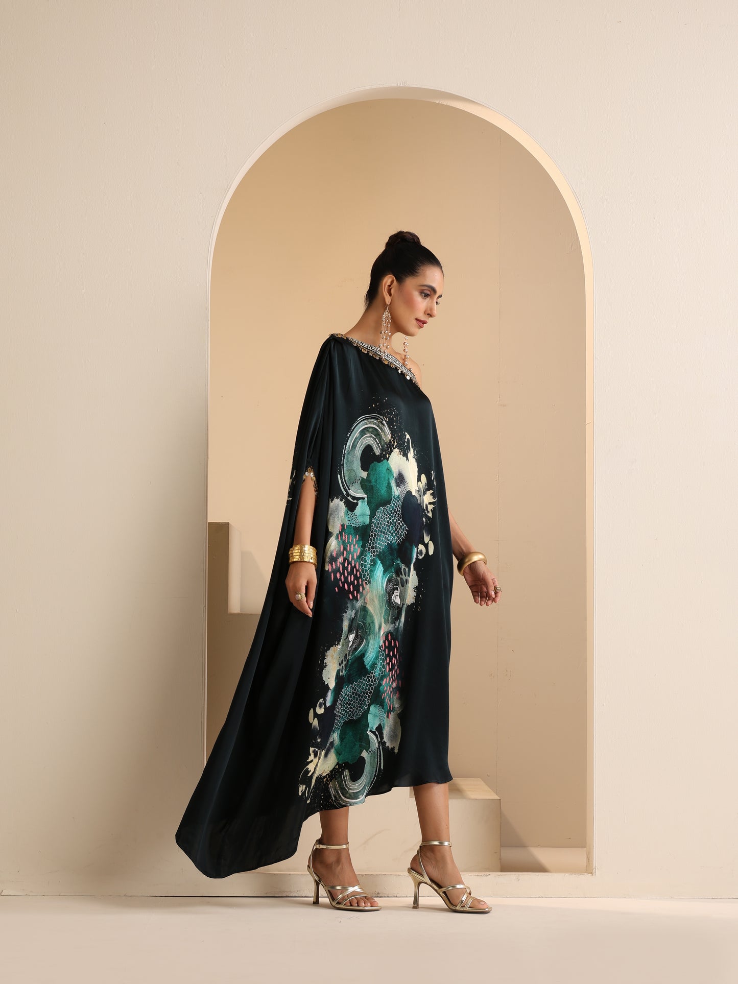 ZYRA KAFTAN