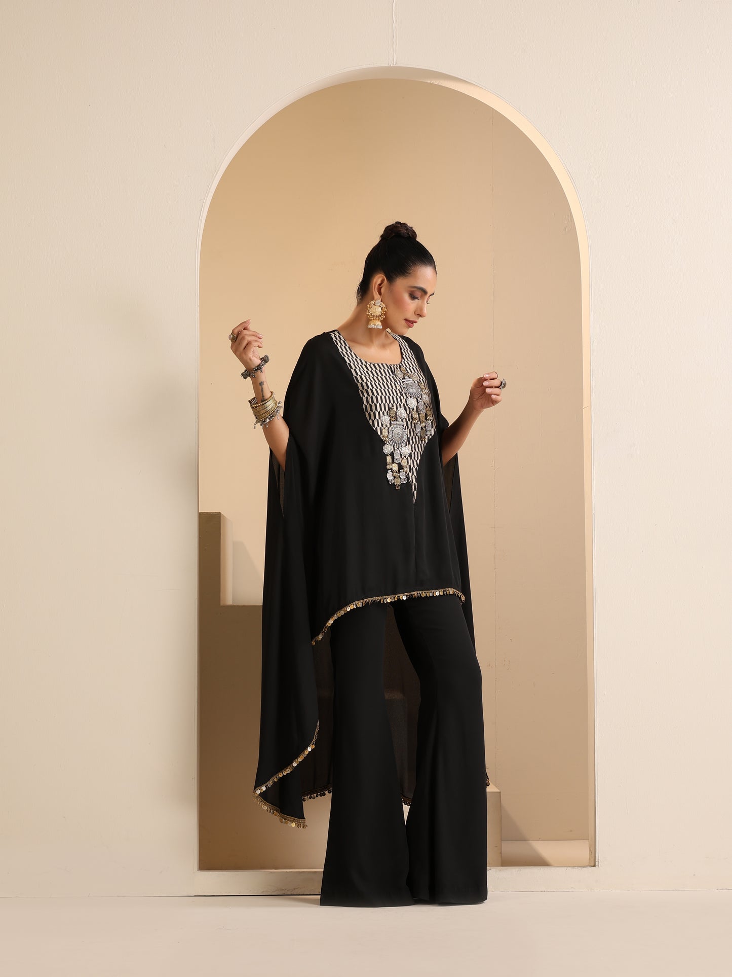 SABA CAPE WITH PANT SET