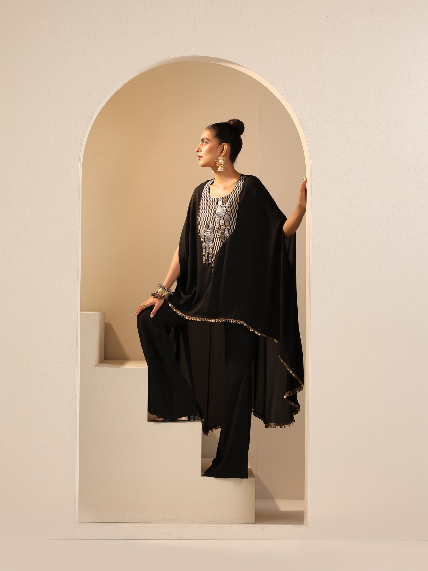 SABA CAPE WITH PANT SET