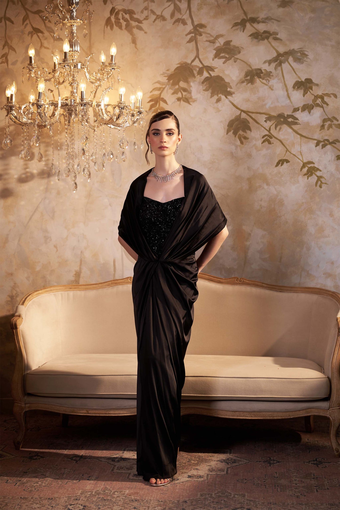 CLARA GOWN CAPE