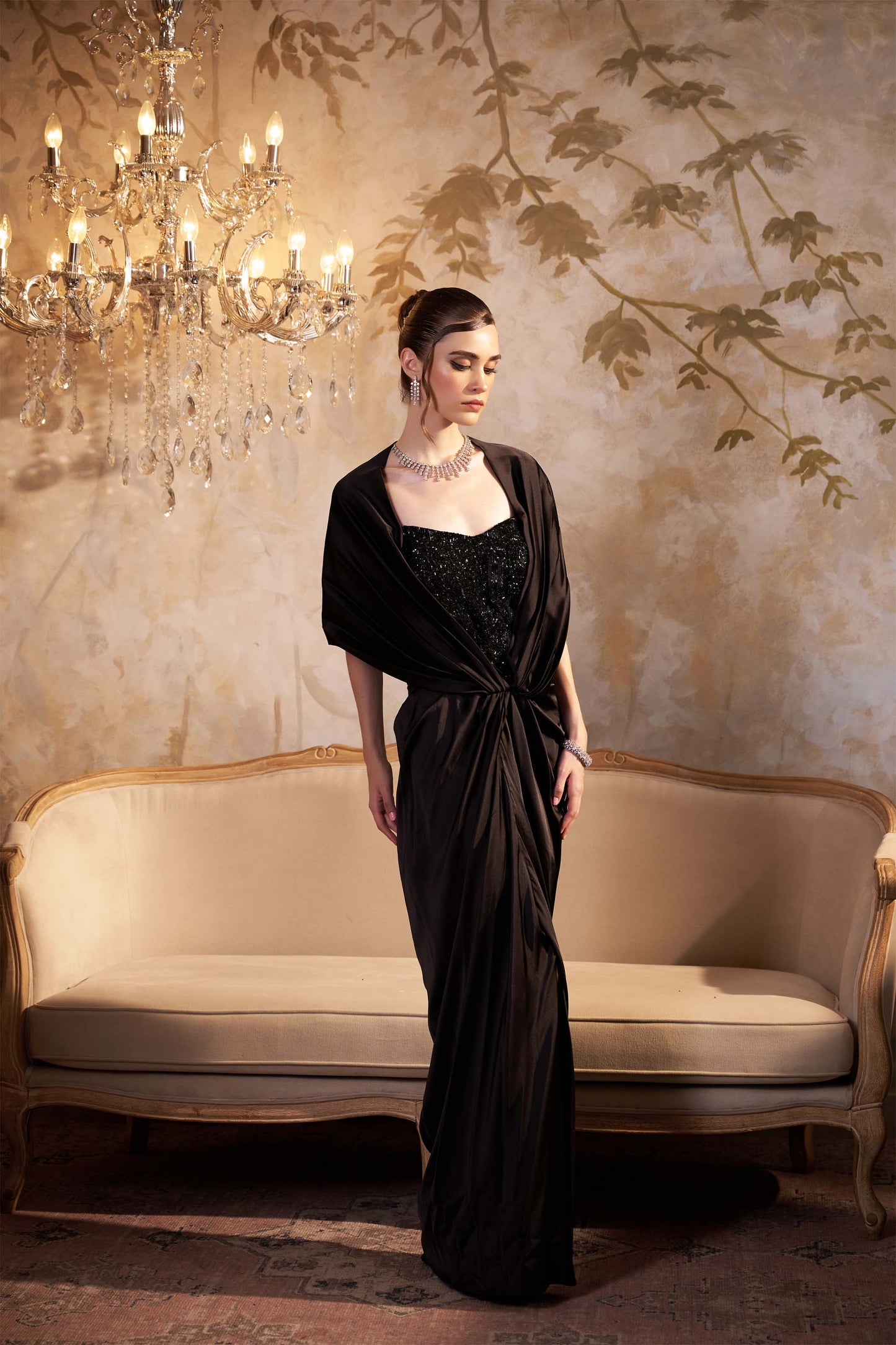 CLARA GOWN CAPE